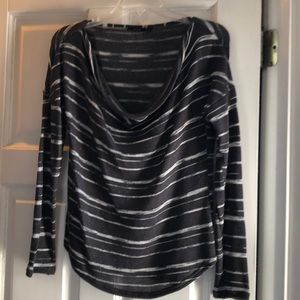 Long sleeve scoopneck sweater